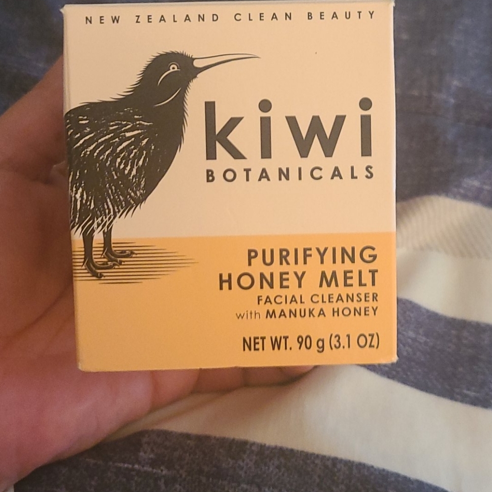 Facial cleanser